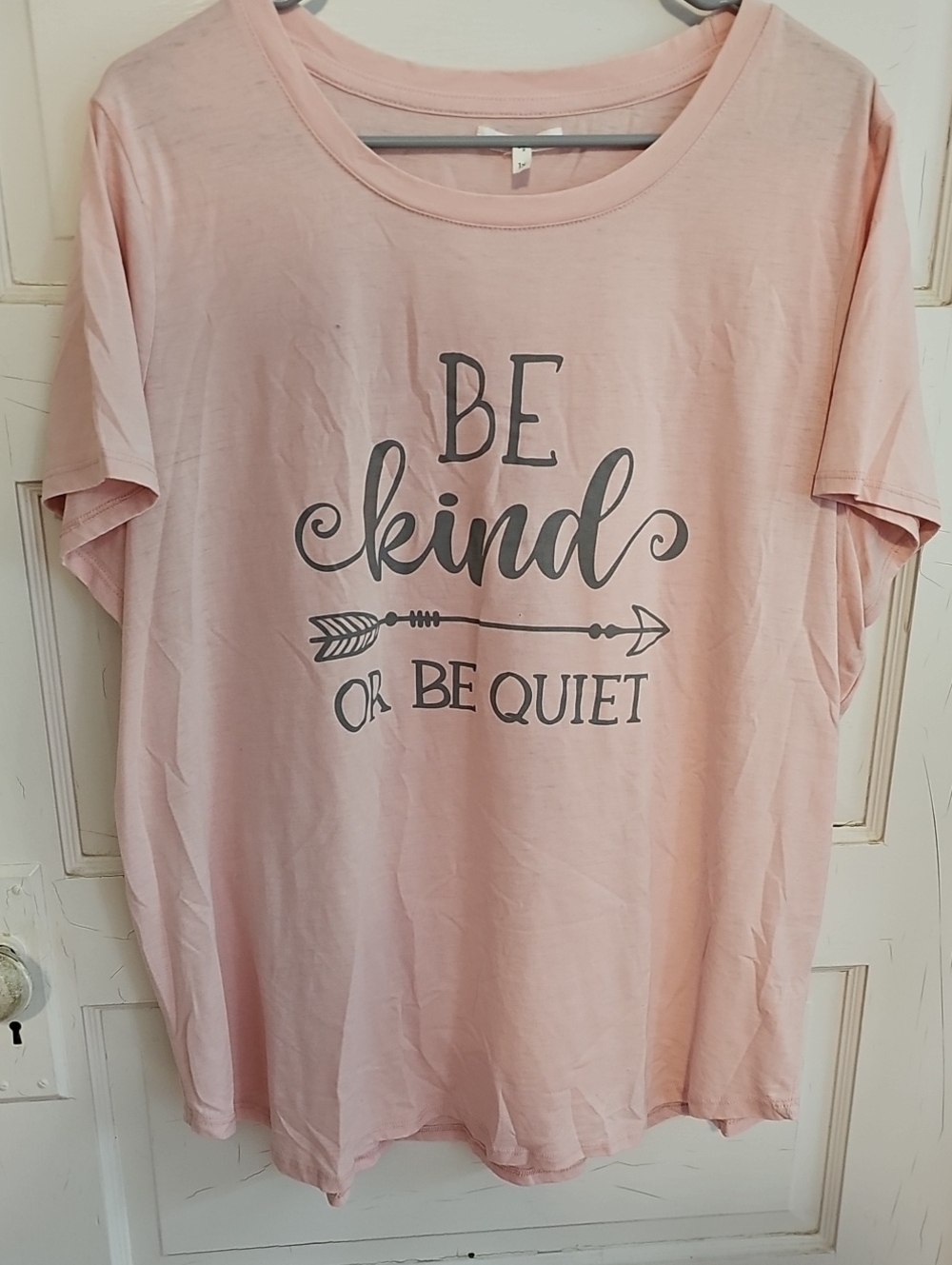 Be Kind Or Be Quiet Graphic Tee - Light Pink